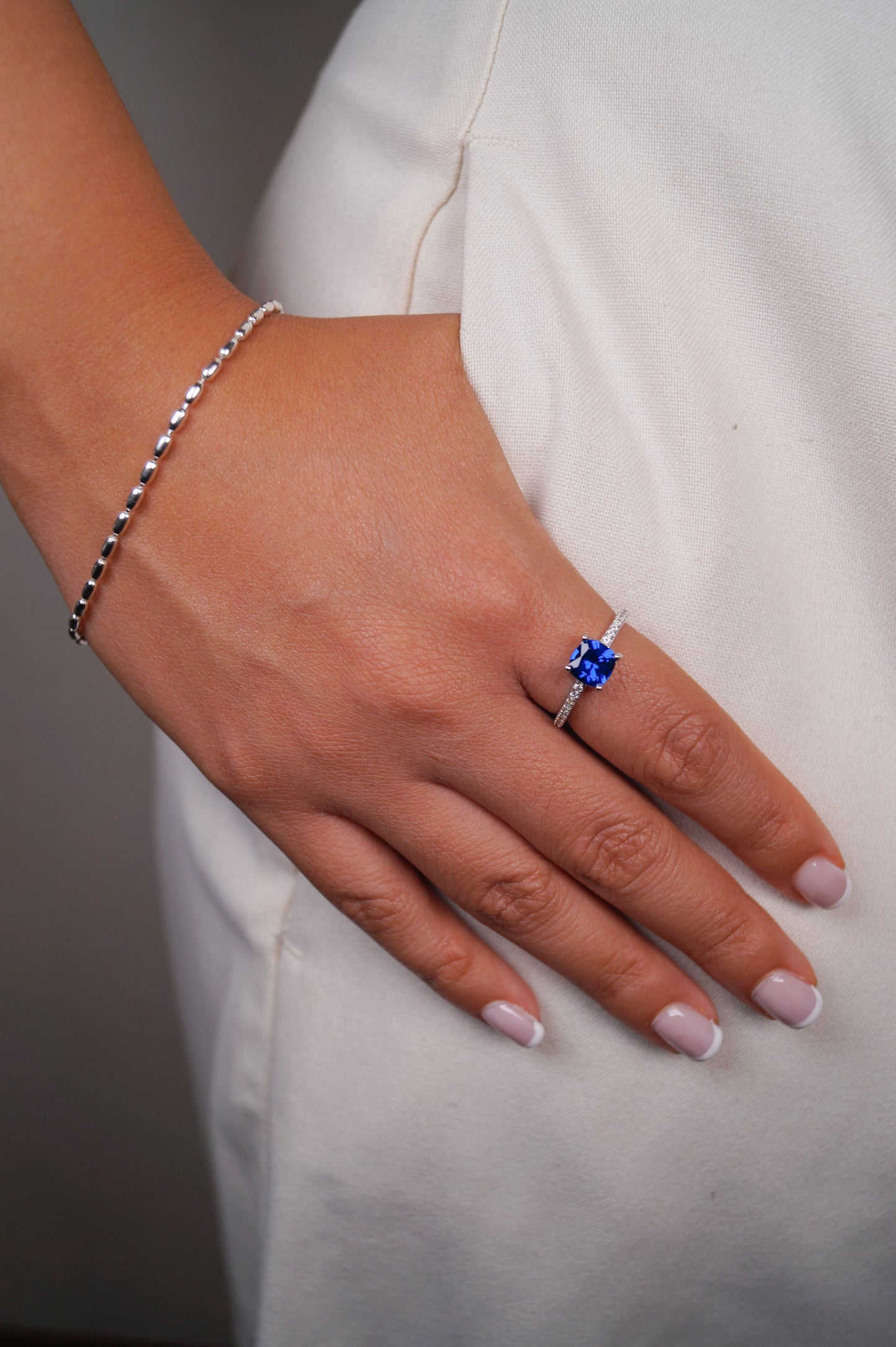 Pulsera figura frijoles plata ley puesta