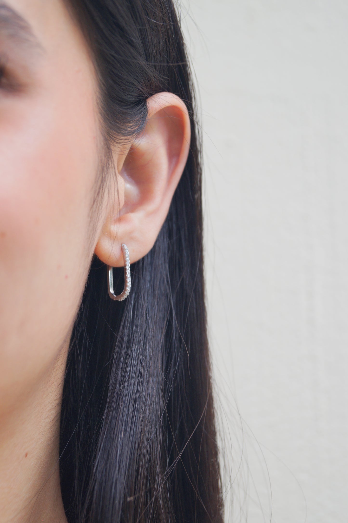 arracadas largas plata 925 con zirconias waterproof a prueba de agua dosce joyeria puesto