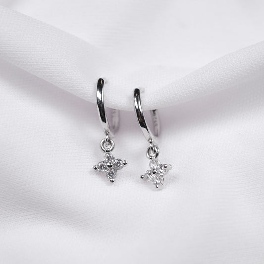 Aretes plata ley con figura flor con cristal dosce joyeria