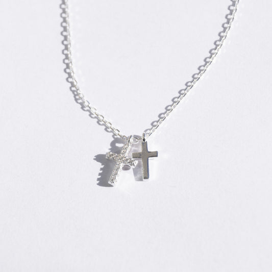 Collar doble cruz con zirconias plata ley dosce joyeria